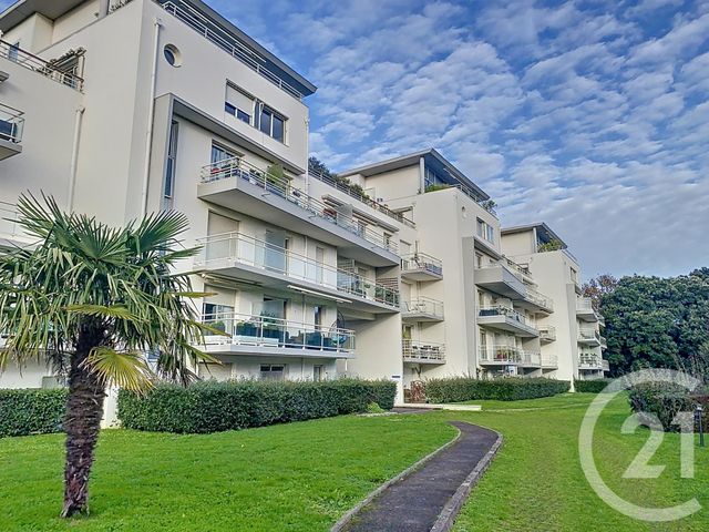 Appartement F3 à vendre - 3 pièces - 84.48 m2 - ST NAZAIRE - 44 - PAYS-DE-LOIRE - Century 21 By Ouest